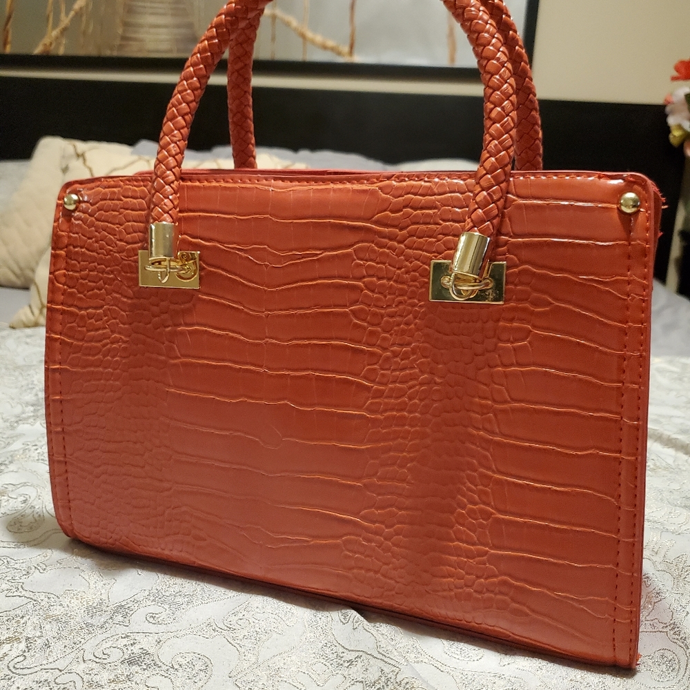 Purse - Picture 8 of 9